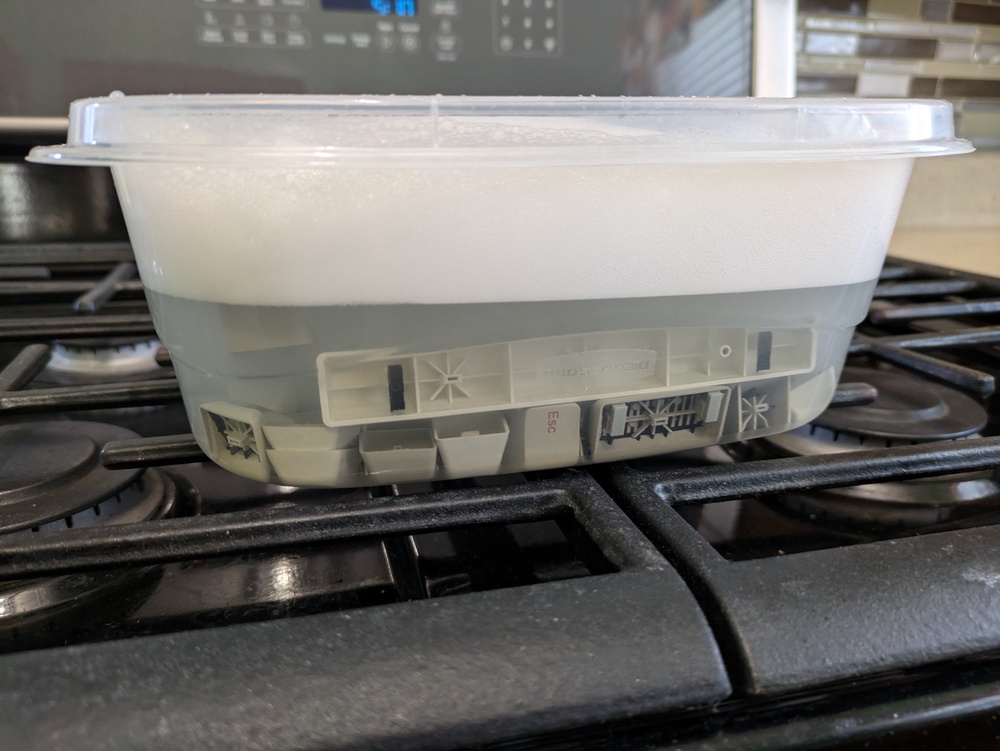 Keycaps soaking