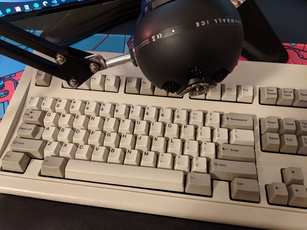 Microphone directly over my keyboard